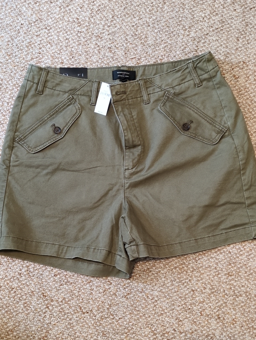 Banana Republic Olive Green Cargo Shorts Chino Size 12 New with Tags